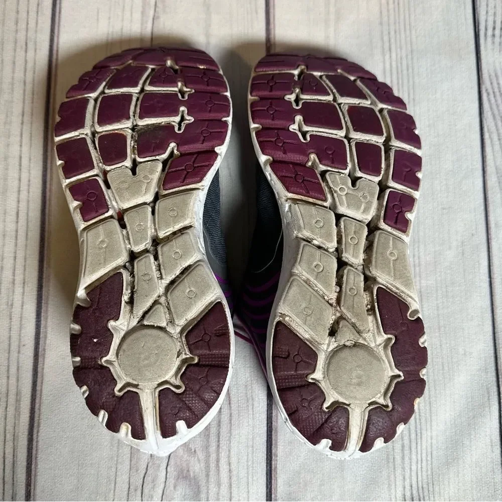 Brooks Running Shoes Pure Flow 6 Purple Gray Athletic Sneakers Women Sz‎ 9